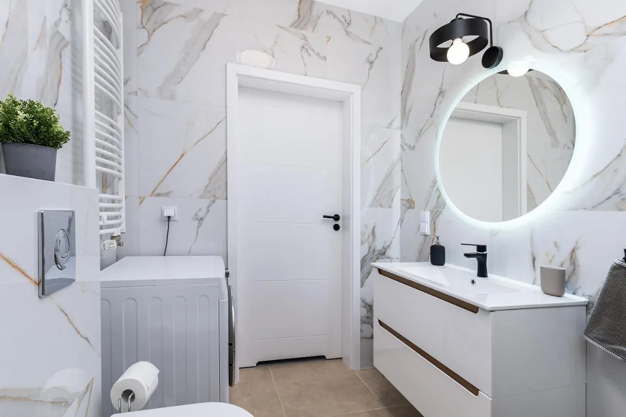 Dabska Street Krakow - Luxury Apartments 0*,  波兰